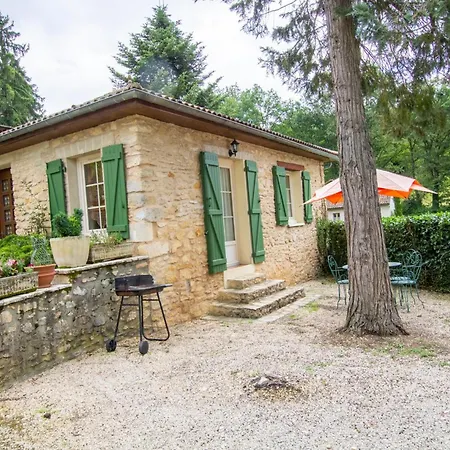 Casa de Férias Maison De Charme Avec Piscine, Au Coeur De Du Perigord, Ideale Pour 4 Pers. Et Animaux Acceptes - Fr-1-616-353